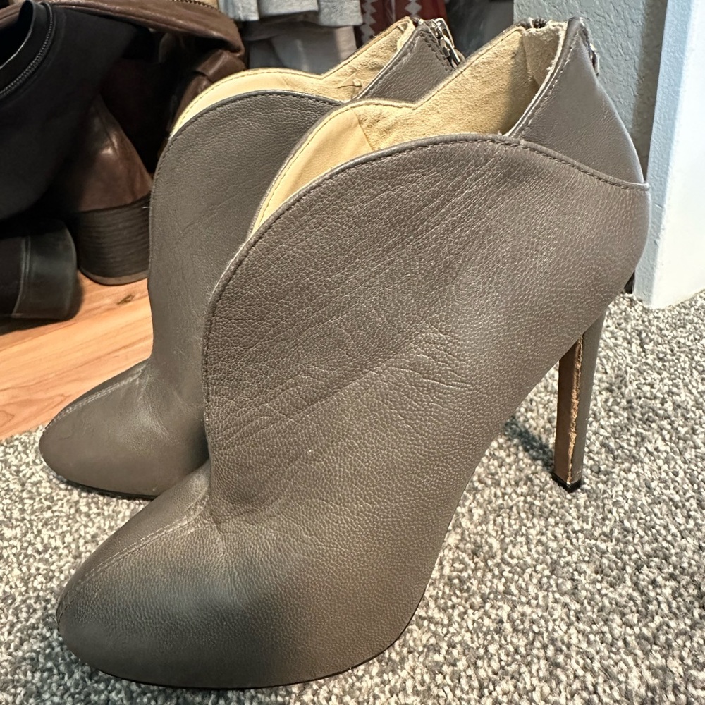 Nine West Gray Leather Heeled Boots
